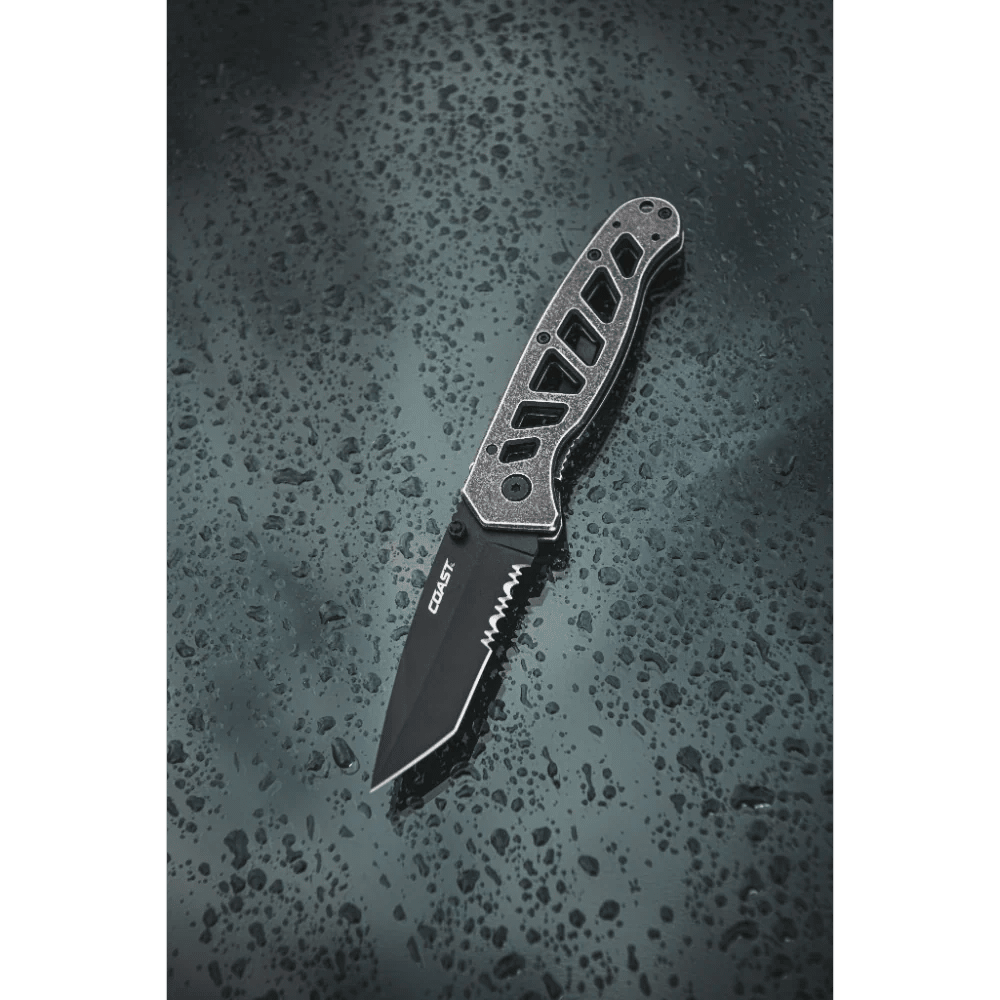 COAST FDX306 Double Lock Folding Knife 30507 - Lined Out COAST FDX306 Double Lock Folding Knife 30507Utility Knives