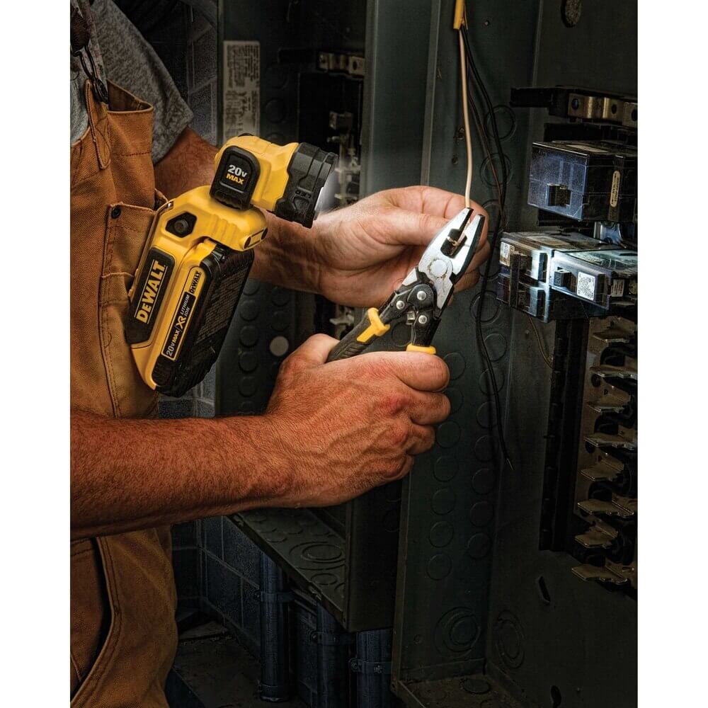 DEWALT DCL044 20V MAX* LED Handheld Work Light - Lined Out DEWALT DCL044 20V MAX* LED Handheld Work LightWork Lights