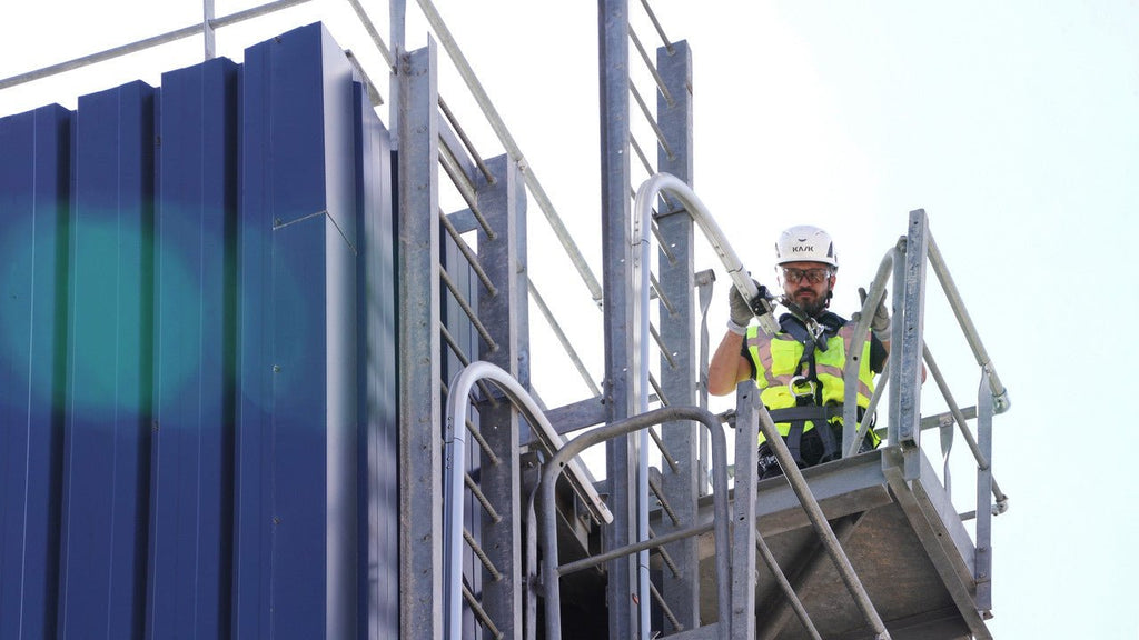 Frontline VLRS Securail Pro Vertical Lifeline System 20' - Lined Out Frontline VLRS Securail Pro Vertical Lifeline System 20'Work Safety Harnesses