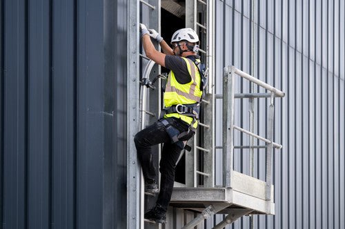 Frontline VLRS Securail Pro Vertical Lifeline System 40' - Lined Out Frontline VLRS Securail Pro Vertical Lifeline System 40'Work Safety Harnesses