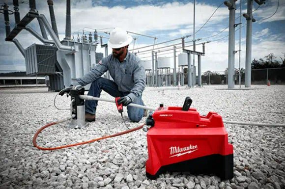 M18 FORCE LOGIC 10,000psi Hydraulic Pump - 2774 - 21HD - Lined Out M18 FORCE LOGIC 10,000psi Hydraulic Pump - 2774 - 21HDHydraulic Pump