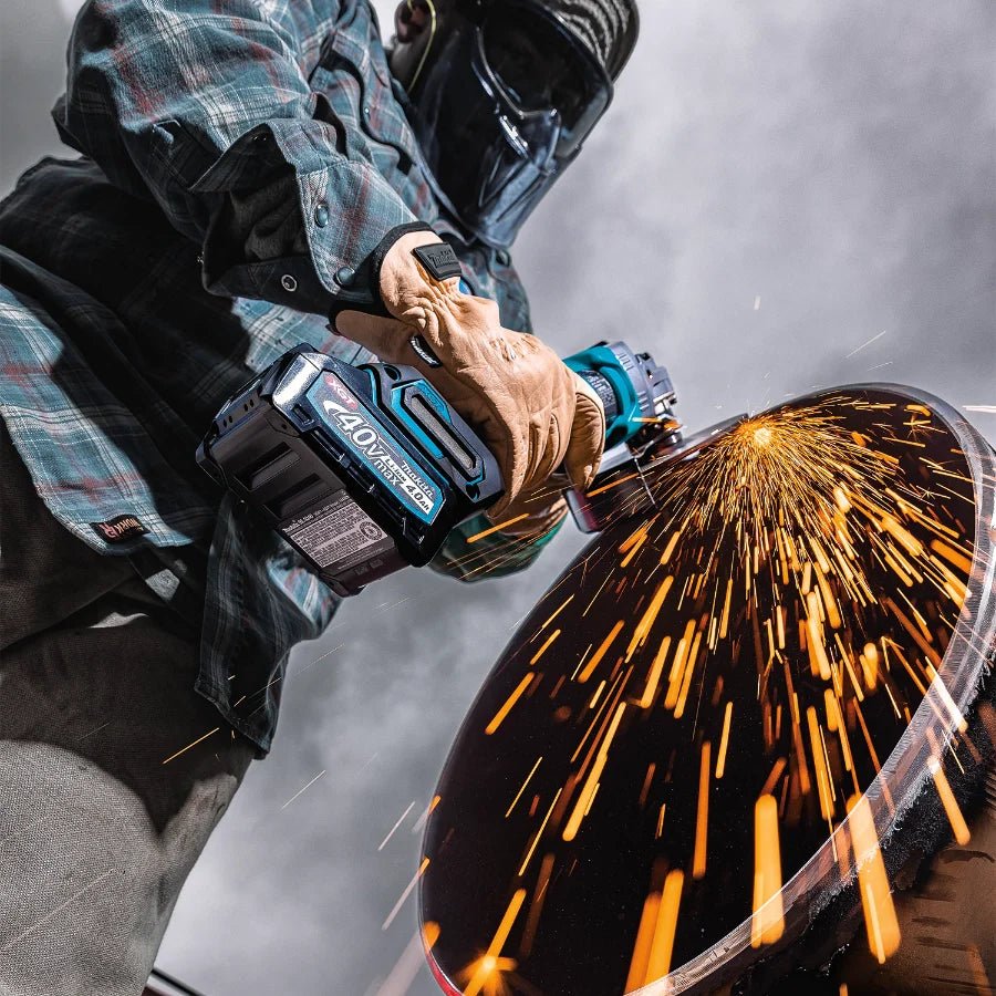 Makita GAG14M1 40V max XGT® Brushless Cordless 4‑1/2” / 6" Paddle Switch Angle Grinder Kit, with Electric Brake (4.0Ah) - Lined Out Makita GAG14M1 40V max XGT® Brushless Cordless 4‑1/2” / 6" Paddle Switch Angle Grinder Kit, with Electric Brake (4.0Ah)Grinders
