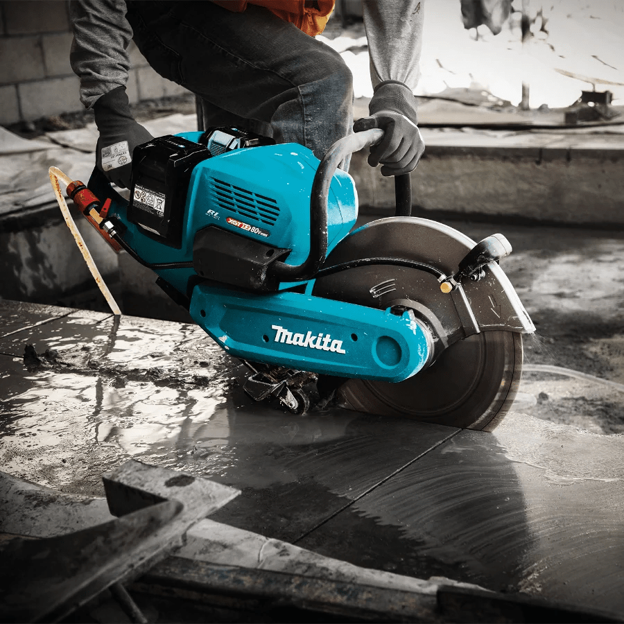 Makita GEC01PL4 80V max (40V max X2) XGT® Brushless 14" Power Cutter Kit with 4 Batteries, AFT®, Electric Brake (8.0Ah) - Lined Out Makita GEC01PL4 80V max (40V max X2) XGT® Brushless 14" Power Cutter Kit with 4 Batteries, AFT®, Electric Brake (8.0Ah)Cut - Off Saws