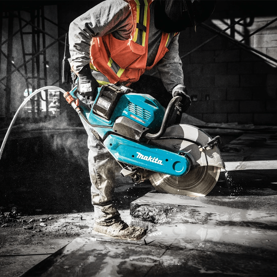Makita GEC01PL4 80V max (40V max X2) XGT® Brushless 14" Power Cutter Kit with 4 Batteries, AFT®, Electric Brake (8.0Ah) - Lined Out Makita GEC01PL4 80V max (40V max X2) XGT® Brushless 14" Power Cutter Kit with 4 Batteries, AFT®, Electric Brake (8.0Ah)Cut - Off Saws