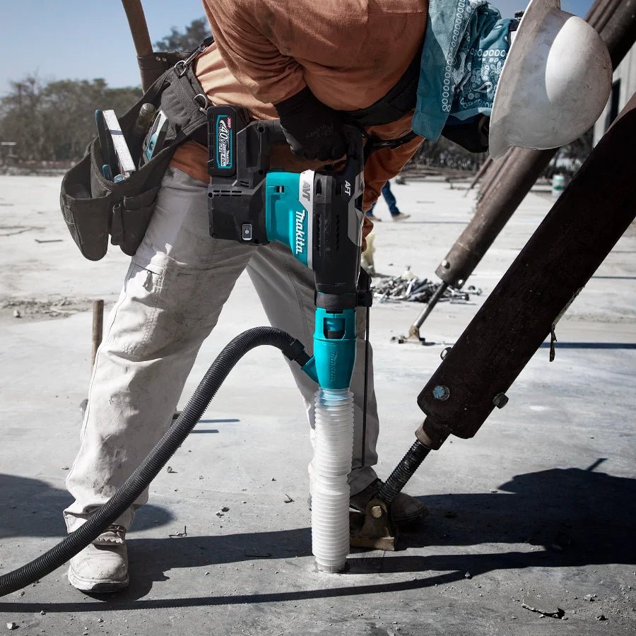Makita GRH05M1 40V max XGT® Brushless 1‑9/16" SDS‑MAX AVT® Rotary Hammer Kit, AFT®, AWS® Capable (4.0Ah) - Lined Out Makita GRH05M1 40V max XGT® Brushless 1‑9/16" SDS‑MAX AVT® Rotary Hammer Kit, AFT®, AWS® Capable (4.0Ah)Handheld Power Drills