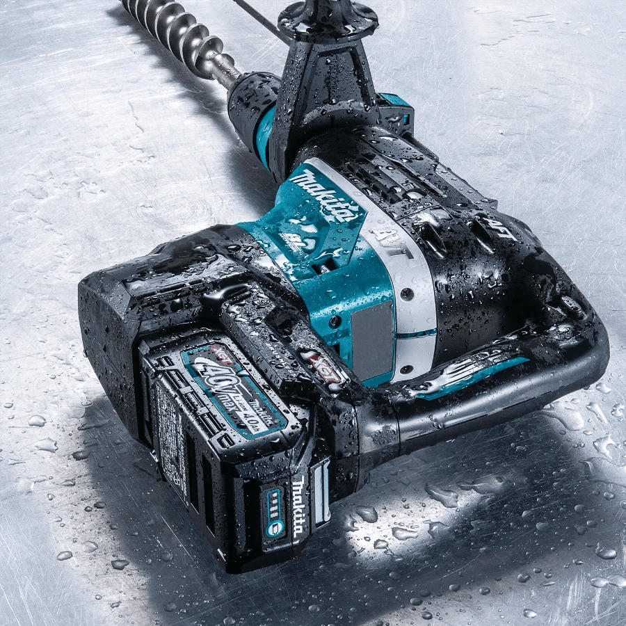 Makita GRH05M1 40V max XGT® Brushless 1‑9/16" SDS‑MAX AVT® Rotary Hammer Kit, AFT®, AWS® Capable (4.0Ah) - Lined Out Makita GRH05M1 40V max XGT® Brushless 1‑9/16" SDS‑MAX AVT® Rotary Hammer Kit, AFT®, AWS® Capable (4.0Ah)Handheld Power Drills
