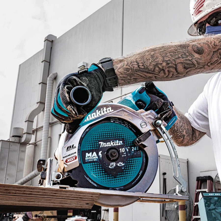 Makita GSR02M1 40V max XGT® Brushless Cordless Rear Handle 10‑1/4" Circular Saw Kit, AWS® Capable (4.0Ah) - Lined Out Makita GSR02M1 40V max XGT® Brushless Cordless Rear Handle 10‑1/4" Circular Saw Kit, AWS® Capable (4.0Ah)Handheld Circular Saws
