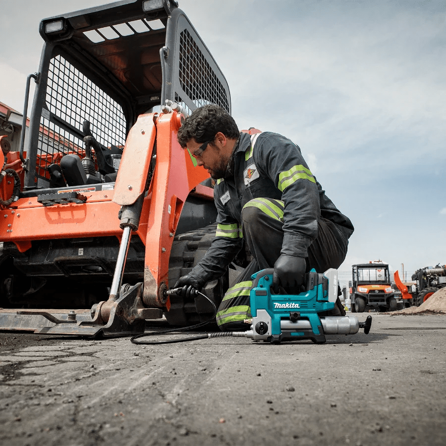 Makita XPG01Z 18V LXT Lithium - Ion Cordless Grease Gun - Lined Out Makita XPG01Z 18V LXT Lithium - Ion Cordless Grease GunGrease Guns