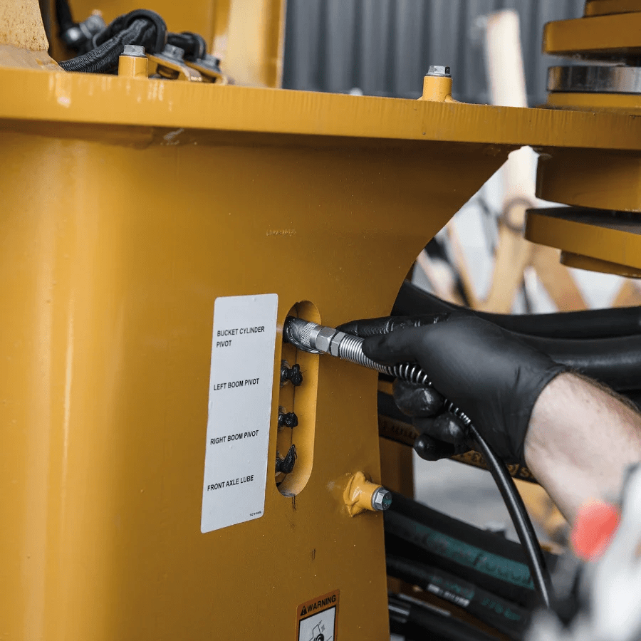 Makita XPG01Z 18V LXT Lithium - Ion Cordless Grease Gun - Lined Out Makita XPG01Z 18V LXT Lithium - Ion Cordless Grease GunGrease Guns