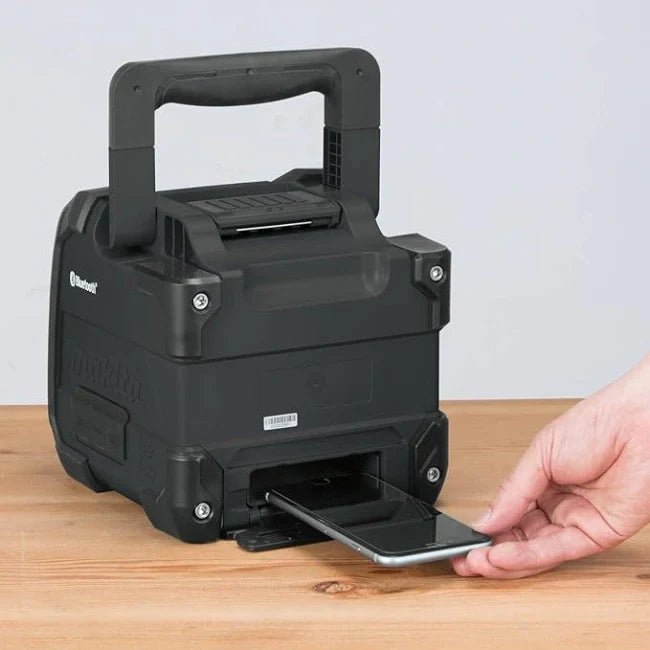 Makita XRM08B 18V LXT / 12V max CXT Cordless Bluetooth Job Site Speaker (Tool Only) - Lined Out Makita XRM08B 18V LXT / 12V max CXT Cordless Bluetooth Job Site Speaker (Tool Only)Speakers