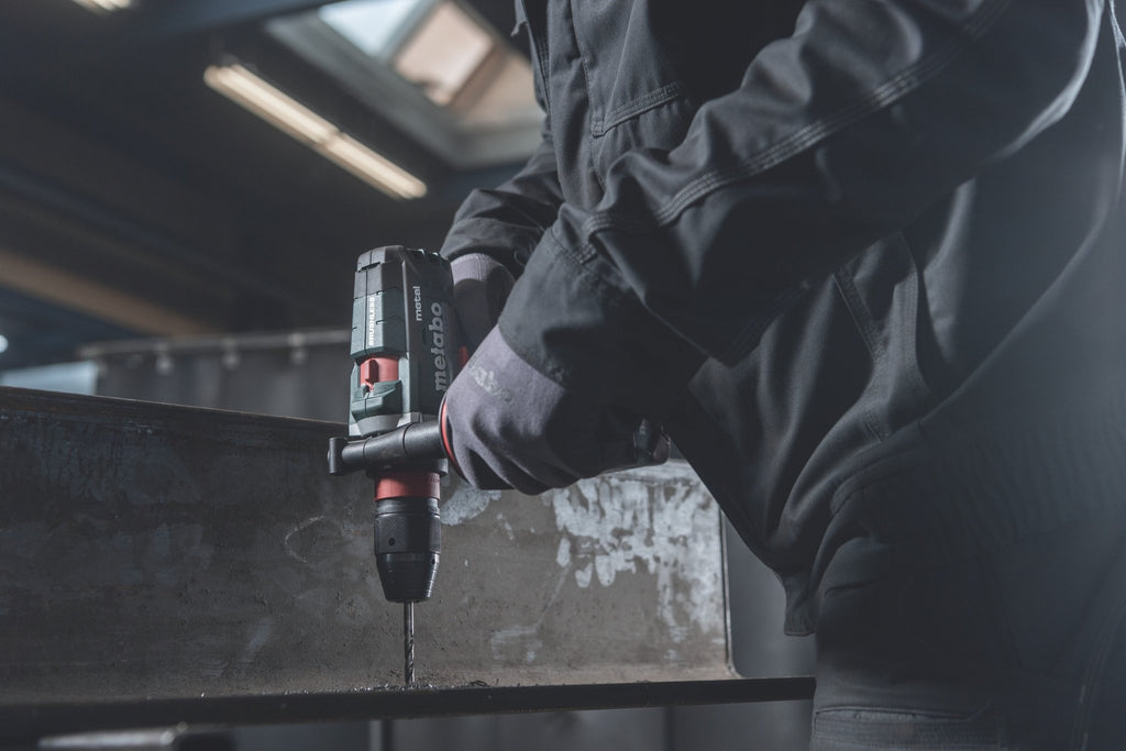 Metabo 603180620 Metabo BS 18 LTX - 3 BL Q I METAL 5.5 Kit MB 18V Brushless Cordless 3 - Speed Drill/Driver - Lined Out Metabo 603180620 Metabo BS 18 LTX - 3 BL Q I METAL 5.5 Kit MB 18V Brushless Cordless 3 - Speed Drill/DriverHandheld Power Drills
