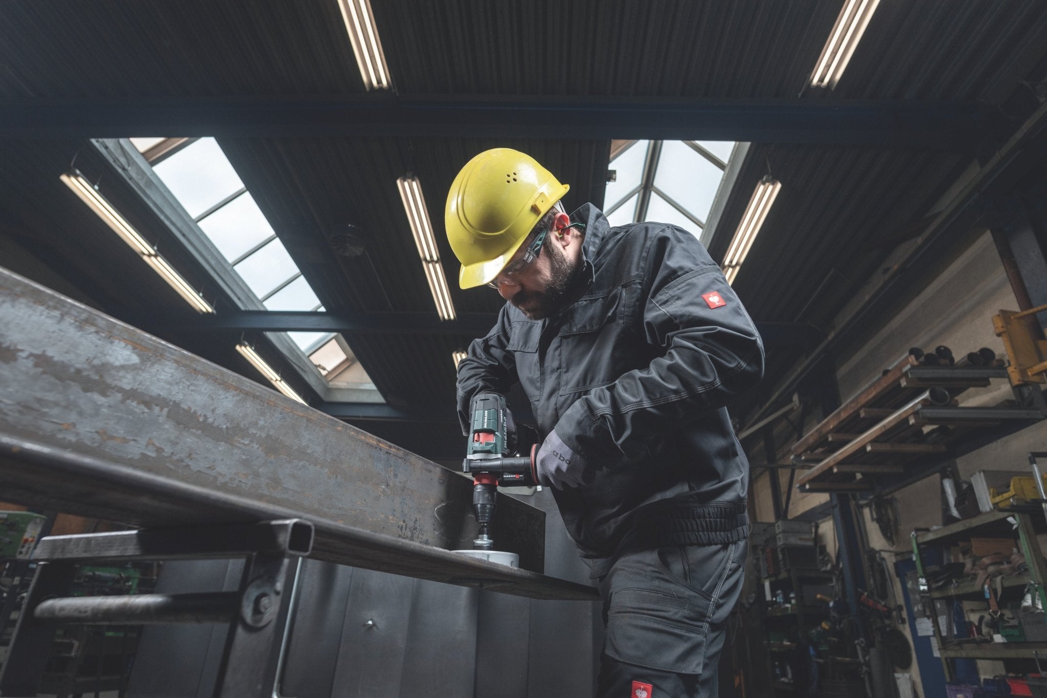 Metabo 603180620 Metabo BS 18 LTX - 3 BL Q I METAL 5.5 Kit MB 18V Brushless Cordless 3 - Speed Drill/Driver - Lined Out Metabo 603180620 Metabo BS 18 LTX - 3 BL Q I METAL 5.5 Kit MB 18V Brushless Cordless 3 - Speed Drill/DriverHandheld Power Drills