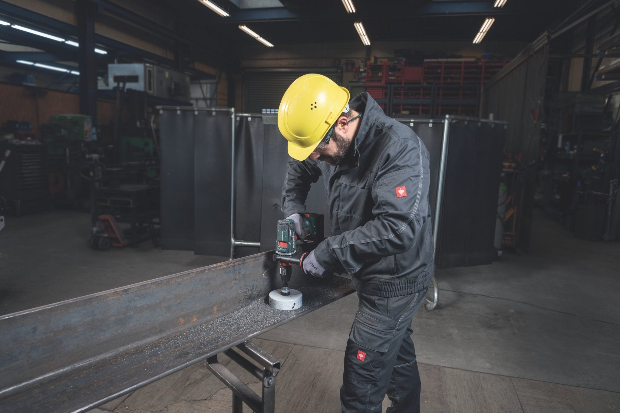 Metabo 603180620 Metabo BS 18 LTX - 3 BL Q I METAL 5.5 Kit MB 18V Brushless Cordless 3 - Speed Drill/Driver - Lined Out Metabo 603180620 Metabo BS 18 LTX - 3 BL Q I METAL 5.5 Kit MB 18V Brushless Cordless 3 - Speed Drill/DriverHandheld Power Drills