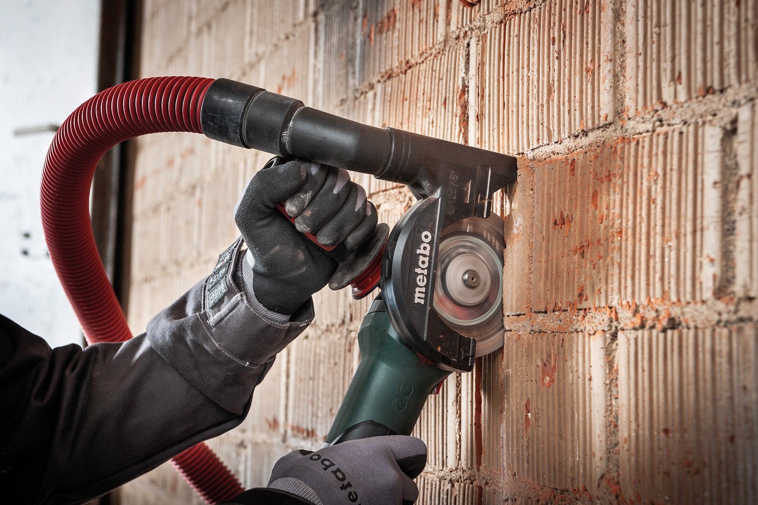 Metabo 603622850 4.5" / 5" Angle Grinders Set - Lined Out Metabo 603622850 4.5" / 5" Angle Grinders SetGrinders