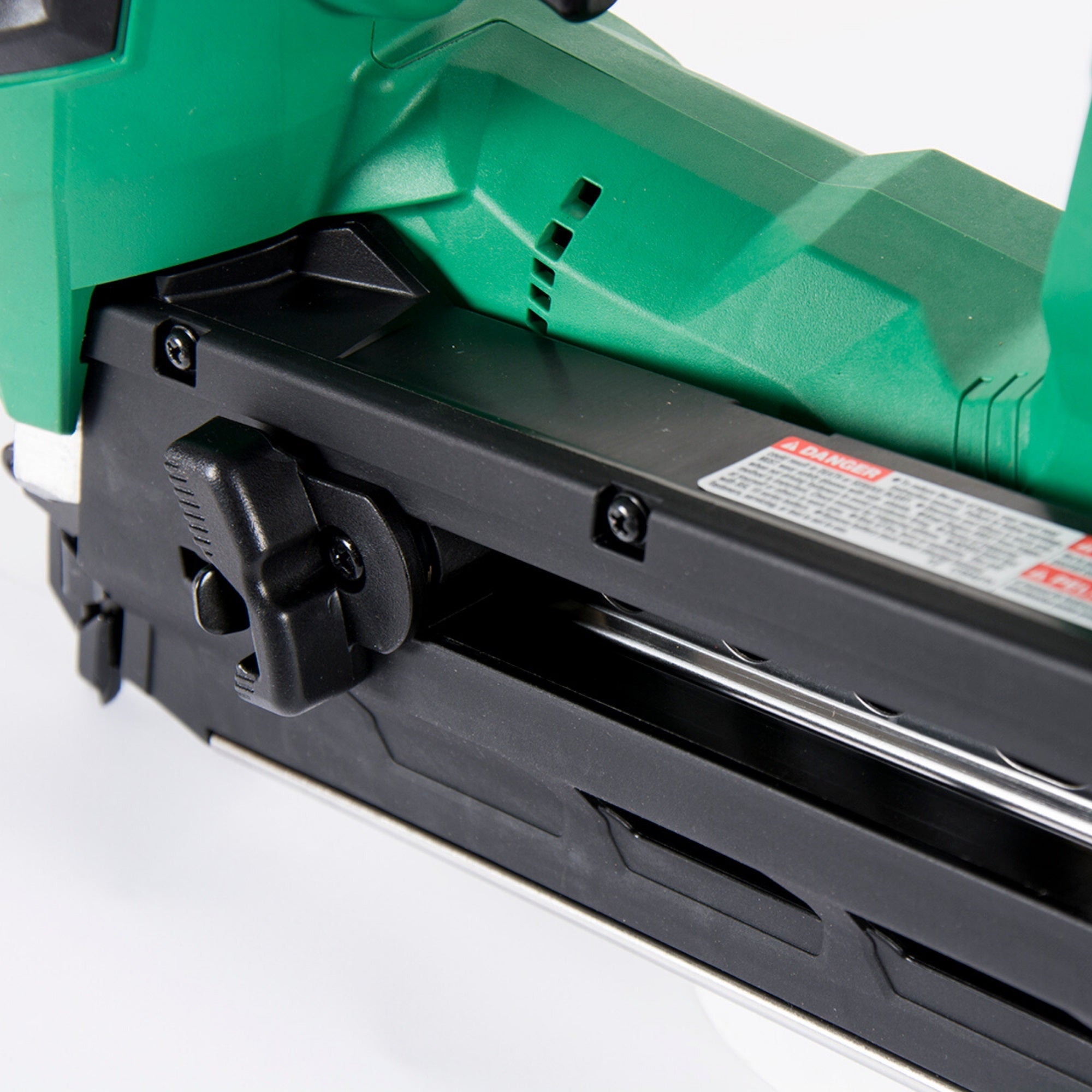 Metabo HPT NR1890DRSTM 18V MultiVolt™ Cordless 21 Degree 3 - 1/2" Plastic Strip Framing Nailer - Lined Out Metabo HPT NR1890DRSTM 18V MultiVolt™ Cordless 21 Degree 3 - 1/2" Plastic Strip Framing NailerNailers & Staplers