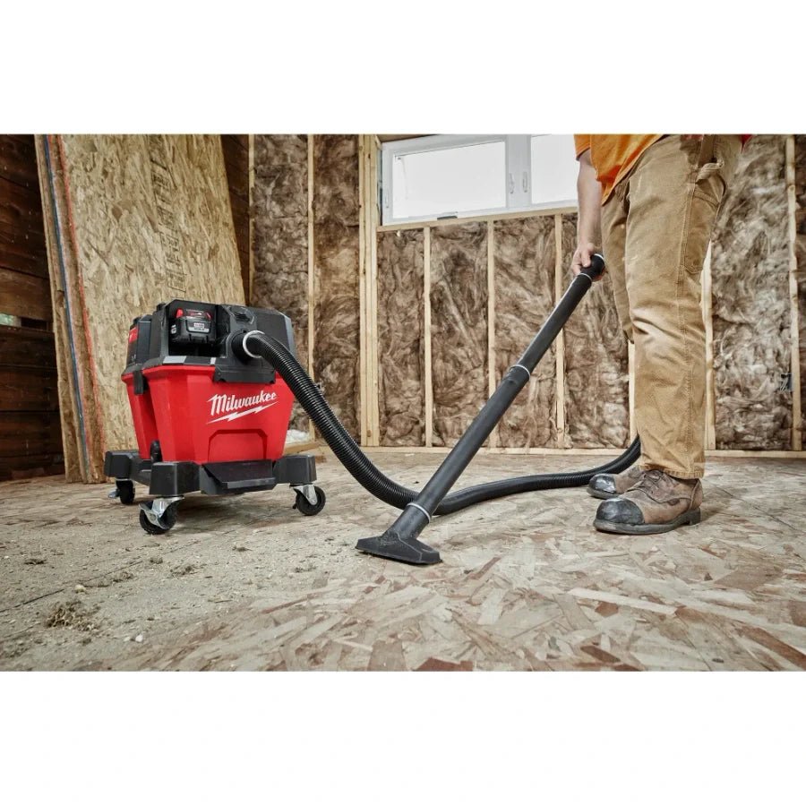 Milwaukee 0910 - 20 M18 Fuel 6 Gallon Wet/Dry Vacuum - Lined Out Milwaukee 0910 - 20 M18 Fuel 6 Gallon Wet/Dry VacuumVacuums