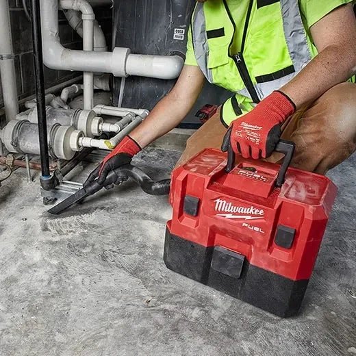 Milwaukee 0960 - 20 M12 FUEL™ 1.6 Gallon Wet/Dry Vacuum - Lined Out Milwaukee 0960 - 20 M12 FUEL™ 1.6 Gallon Wet/Dry VacuumVacuums