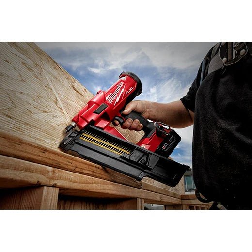 Milwaukee 2744 - 20 M18 FUEL™ 21 Degree Framing Nailer (Tool Only) - Lined Out Milwaukee 2744 - 20 M18 FUEL™ 21 Degree Framing Nailer (Tool Only)Nailers & Staplers
