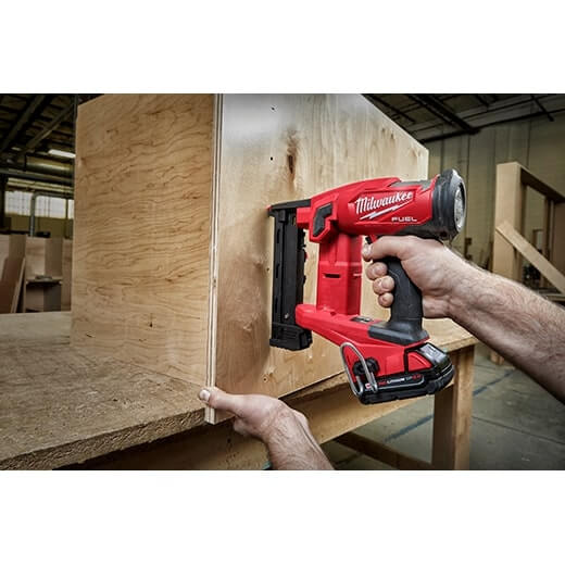 Milwaukee 2749 - 20 M18 FUEL™ 18 GAUGE 1/4" Narrow Crown Stapler (Tool Only) - Lined Out Milwaukee 2749 - 20 M18 FUEL™ 18 GAUGE 1/4" Narrow Crown Stapler (Tool Only)Nailers & Staplers