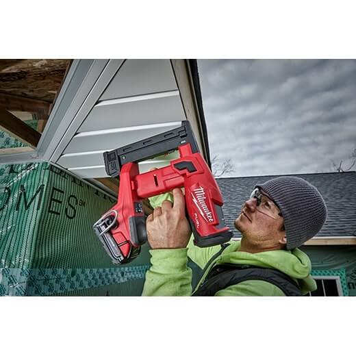 Milwaukee 2749 - 20 M18 FUEL™ 18 GAUGE 1/4" Narrow Crown Stapler (Tool Only) - Lined Out Milwaukee 2749 - 20 M18 FUEL™ 18 GAUGE 1/4" Narrow Crown Stapler (Tool Only)Nailers & Staplers