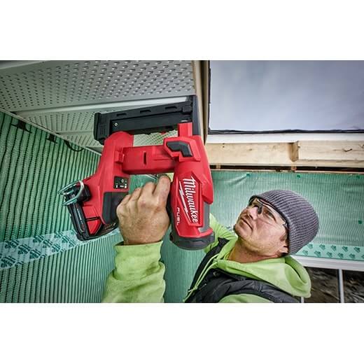 Milwaukee 2749 - 20 M18 FUEL™ 18 GAUGE 1/4" Narrow Crown Stapler (Tool Only) - Lined Out Milwaukee 2749 - 20 M18 FUEL™ 18 GAUGE 1/4" Narrow Crown Stapler (Tool Only)Nailers & Staplers