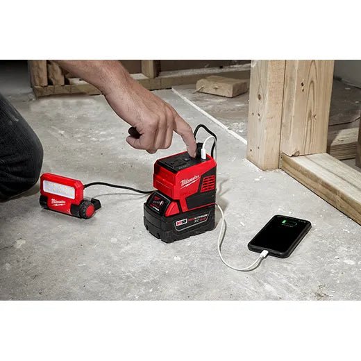 Milwaukee 2846 - 20 M18™ TOP - OFF™ 175W Power Supply - Lined Out Milwaukee 2846 - 20 M18™ TOP - OFF™ 175W Power SupplyPower Tool Chargers