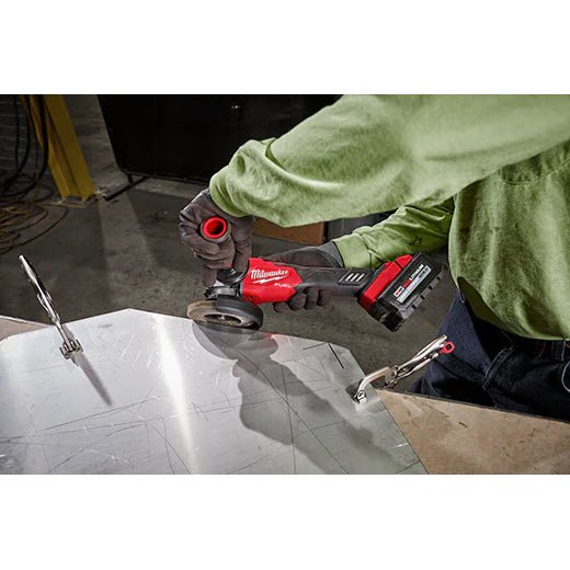 Milwaukee 2889 - 20 M18 FUEL™ 4 - 1/2" / 5" Variable Speed Braking Grinder, Slide Switch Lock - On - Lined Out Milwaukee 2889 - 20 M18 FUEL™ 4 - 1/2" / 5" Variable Speed Braking Grinder, Slide Switch Lock - OnGrinders