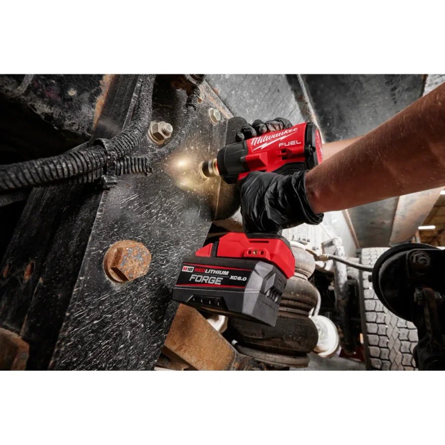 Milwaukee 48 - 11 - 1861 M18™ REDLITHIUM™ FORGE™ XC6.0 Battery Pack - Lined Out Milwaukee 48 - 11 - 1861 M18™ REDLITHIUM™ FORGE™ XC6.0 Battery PackPower Tool Batteries