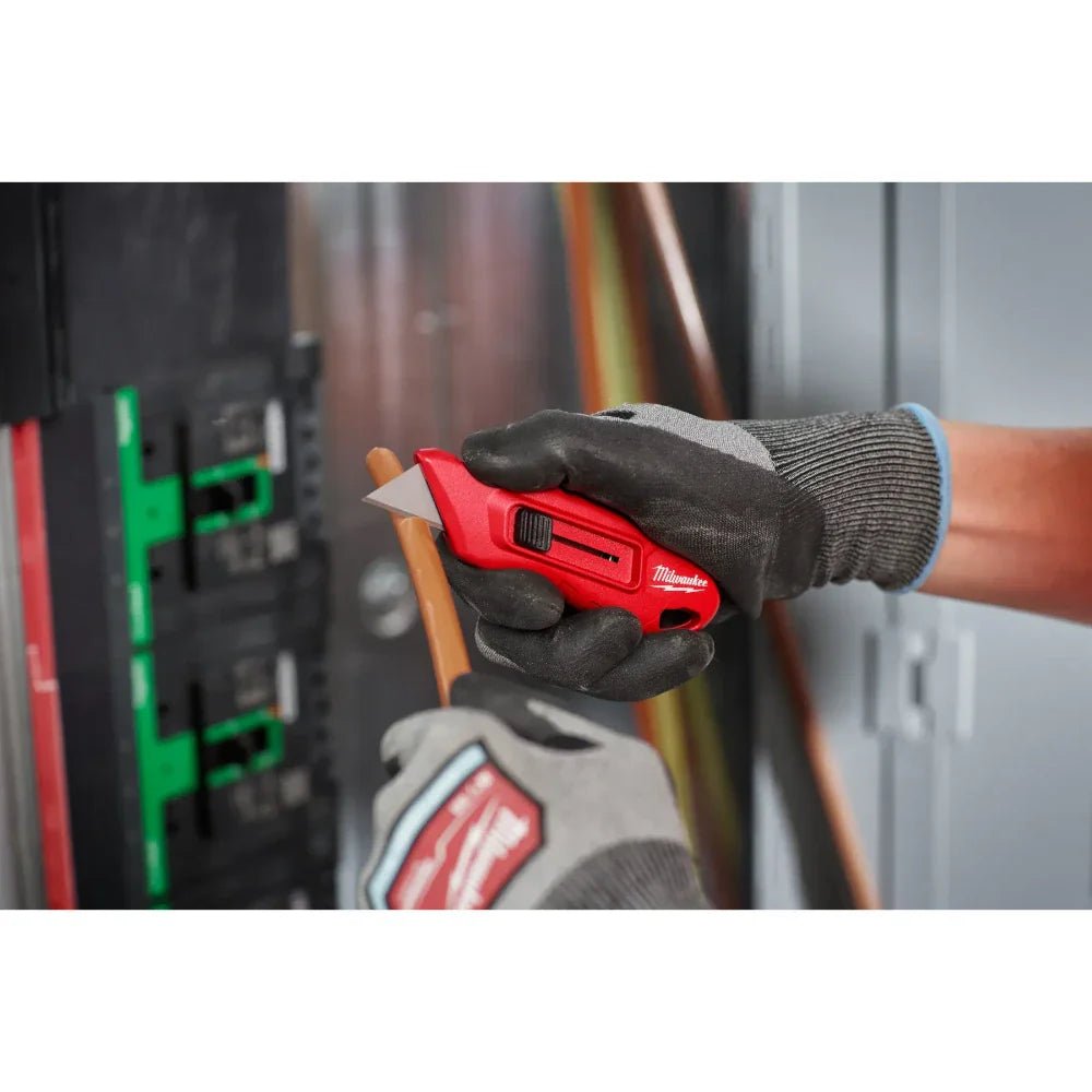 Milwaukee 48 - 22 - 1516 Compact Side Slide Utility Knife - Lined Out Milwaukee 48 - 22 - 1516 Compact Side Slide Utility KnifeUtility Knives