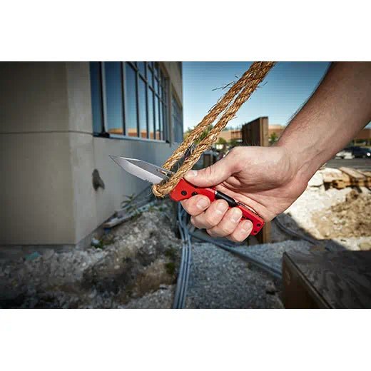 Milwaukee 48 - 22 - 1540 FASTBACK™ 5in1 Folding Knife - Lined Out Milwaukee 48 - 22 - 1540 FASTBACK™ 5in1 Folding KnifeTool Knives