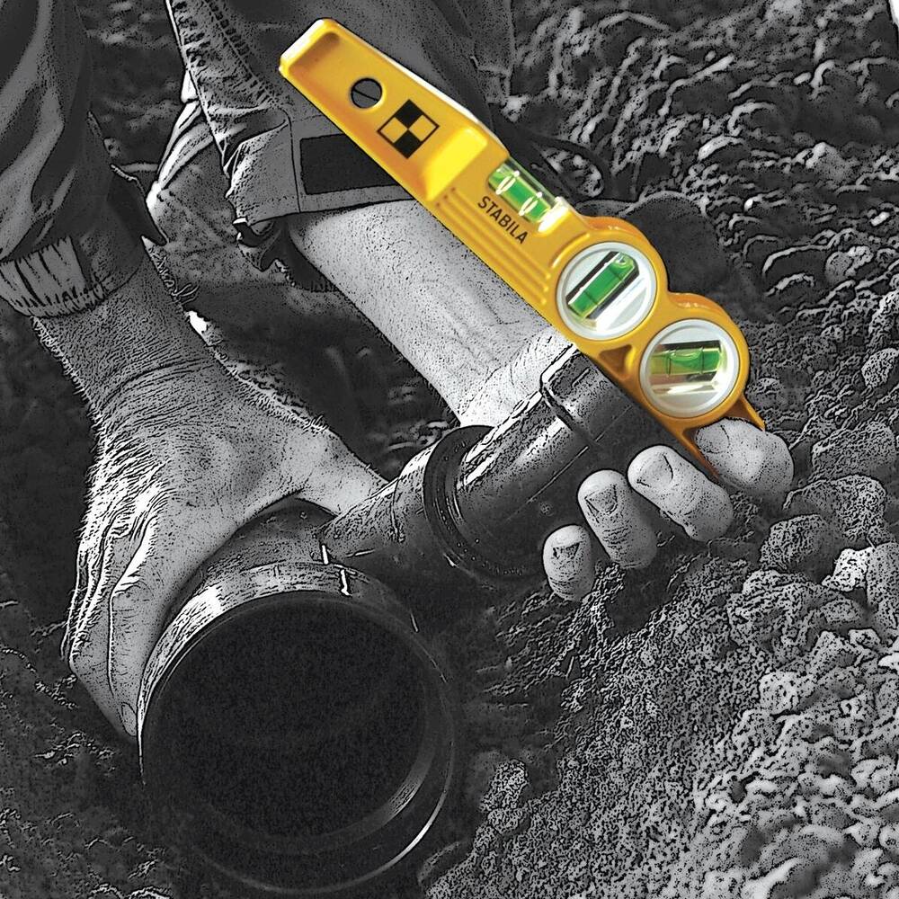 Stabila 25245 Type 81SMW45 Die Cast Three Vial Torpedo Spirit Level - Lined Out Stabila 25245 Type 81SMW45 Die Cast Three Vial Torpedo Spirit LevelSpirit Levels